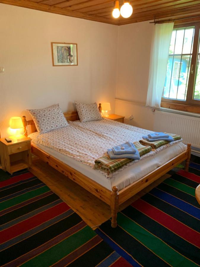 Borimechkova Kashta Hotel โคปริฟชทิทซา ภายนอก รูปภาพ
